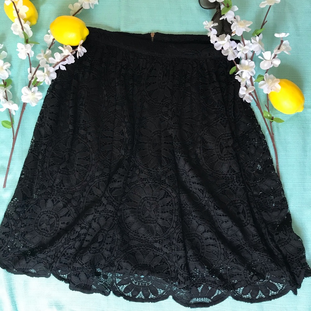 Black midi lace skirt